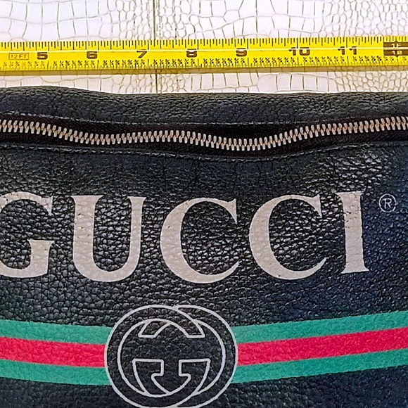 EXTREMELY RARE XXL Gucci Black Gucci Printed Bum Bag Crossbody Italian Calfskin. - Picture 15 of 16